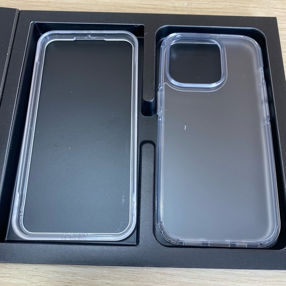 iPhone 14 Max Plus Phone Clear Case with Screen/Camera Protector - Picture 6 of 8